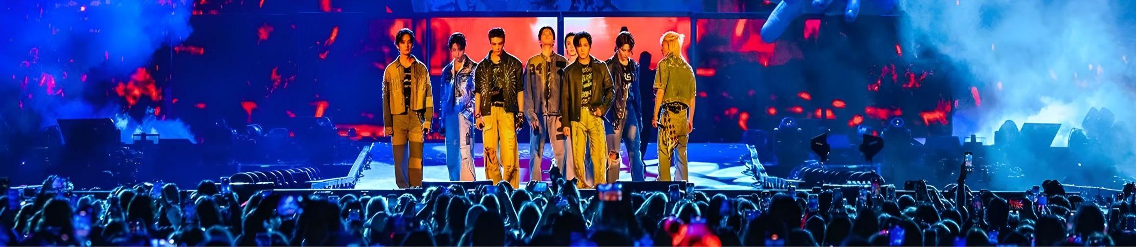 HEADER - STRAY KIDS  THE DOMINATE EXPERIENCE.jpg